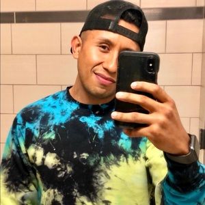 Meet your Posher, Luis